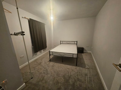 🏡Modern Double Room in Spacious 2-Bed Flat🏡 Main Photo