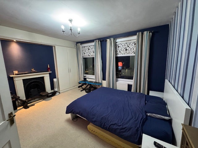 Big room to rent  Main Photo