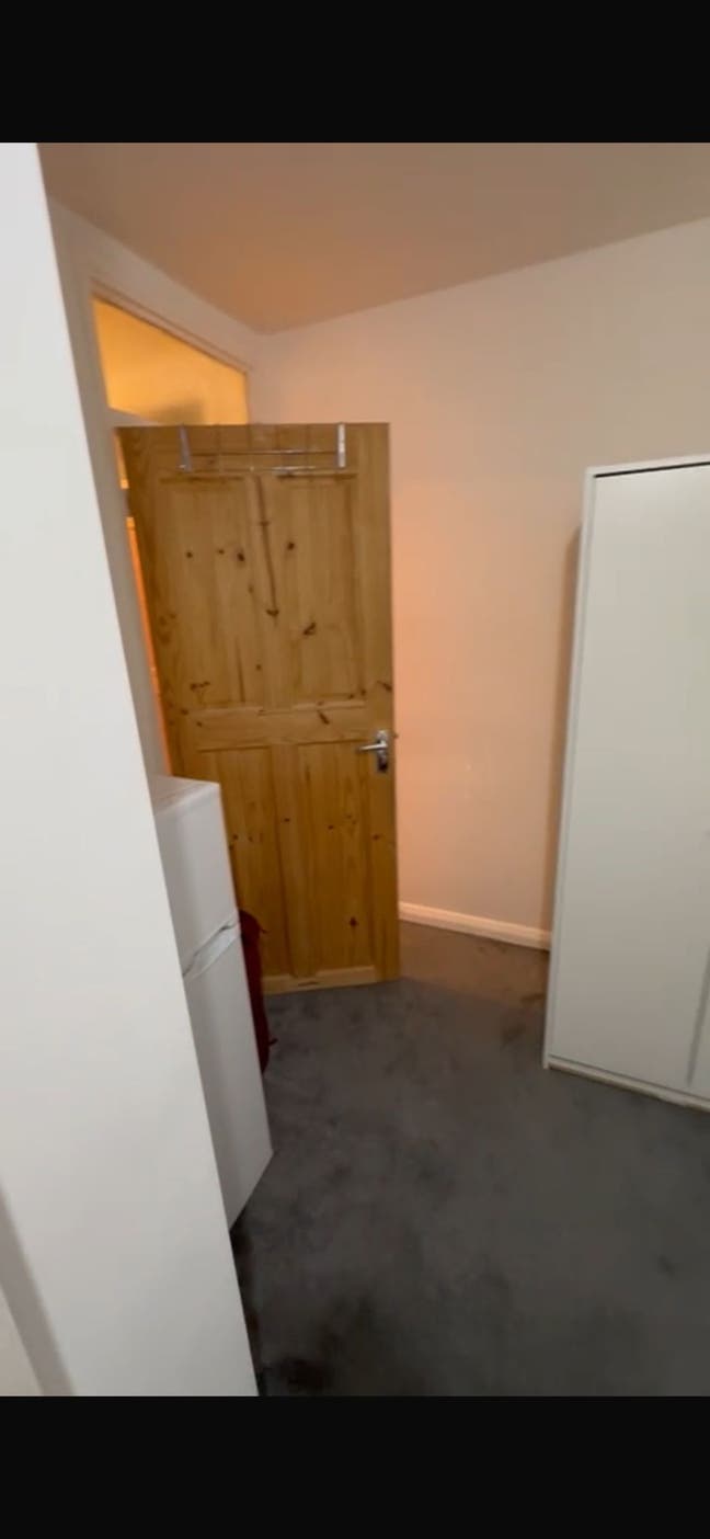 En-suit Room  Main Photo