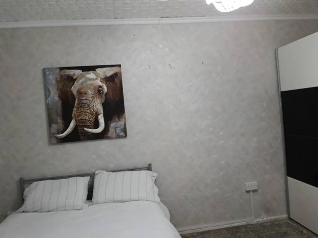 Double bed in Birmingham city centre  Main Photo