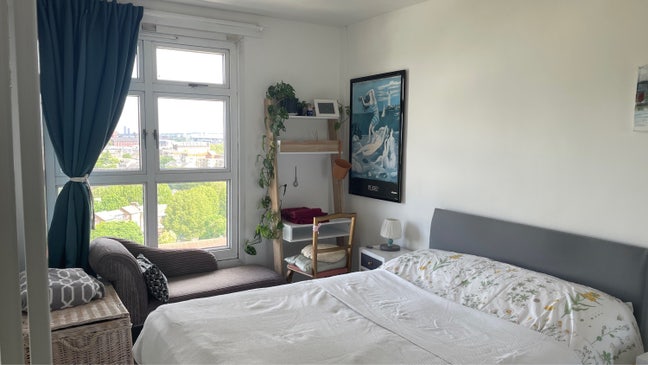 Short term, room for sublet with a fantastic view  Main Photo