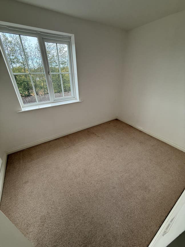 2 bedroom apartment  Main Photo