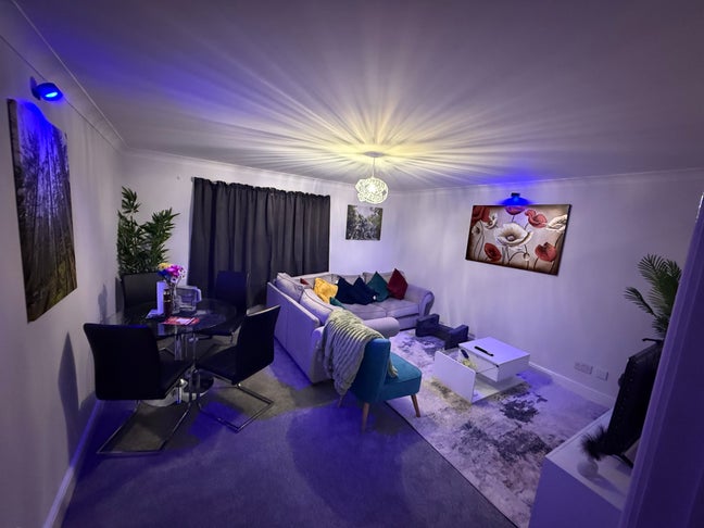 Modern furnished double room Main Photo