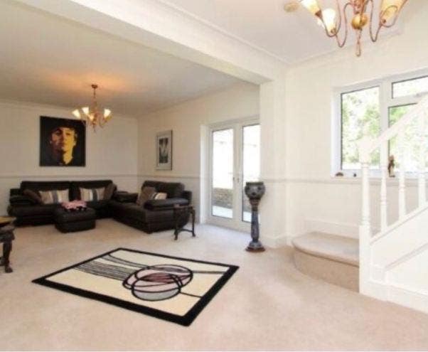 One master room /Double Rooms Available in CR5 3NG Main Photo