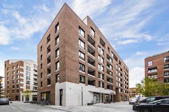 New Development-4 Luxury Double Rooms in Zone 1 Main Photo