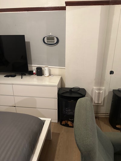 Large room Main Photo