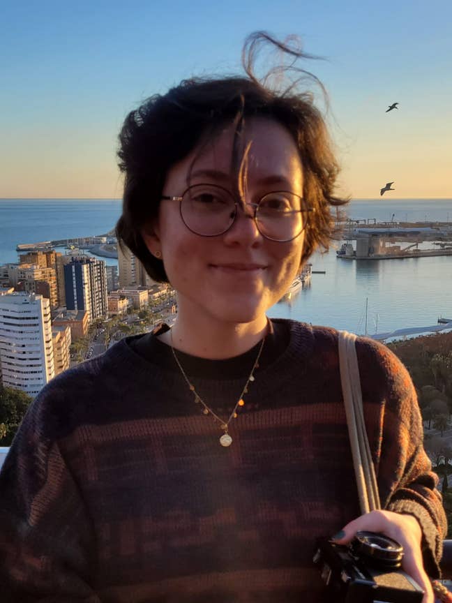 Looking for Studio Flat Main Photo