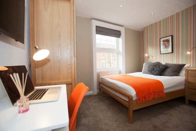 Luxury Ensuite Rooms near to Town Centre Main Photo