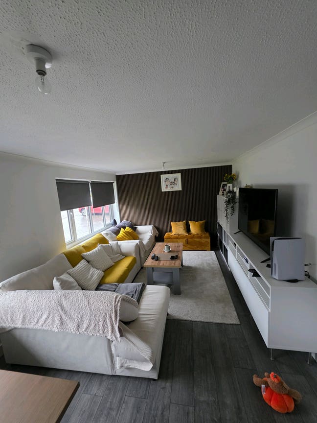 1 double bedroom with ensuite Main Photo