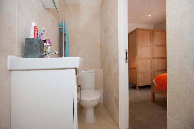 Luxury Ensuite Rooms near to Town Centre Main Photo