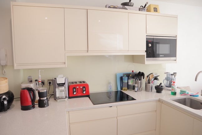 Spacious Double Room in Wimbledon Main Photo