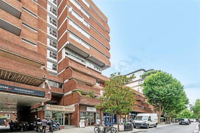 3 Amazing Rooms next to kensington 1Min to Tube! Main Photo