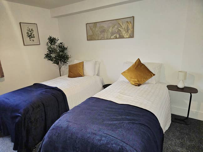 Charming flat, sleeps 4, zip link beds Main Photo