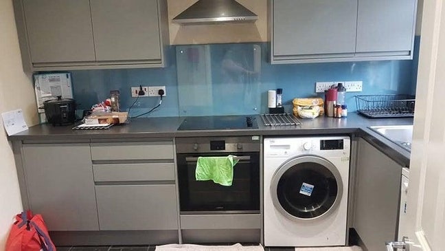 Room to rent near RUH Main Photo