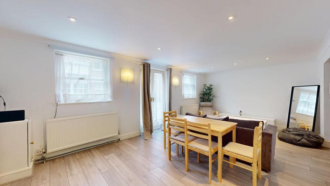 Spacious 3 Bed to Rent in Paddington, Mews Road Main Photo