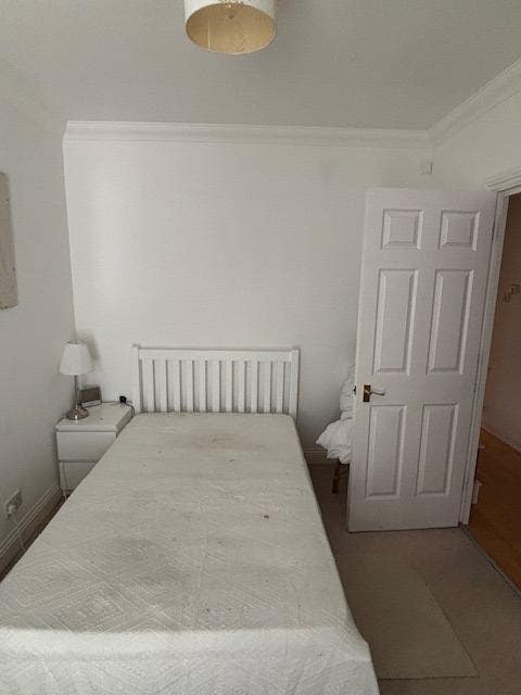 Low cost accommodation in Lewisham SE13  Main Photo