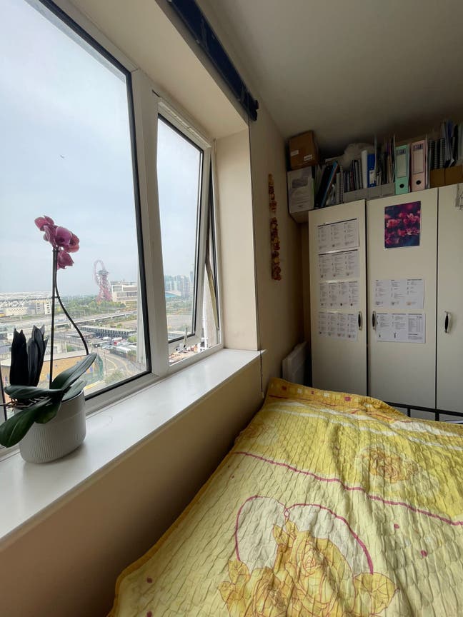 Ensuite room Main Photo