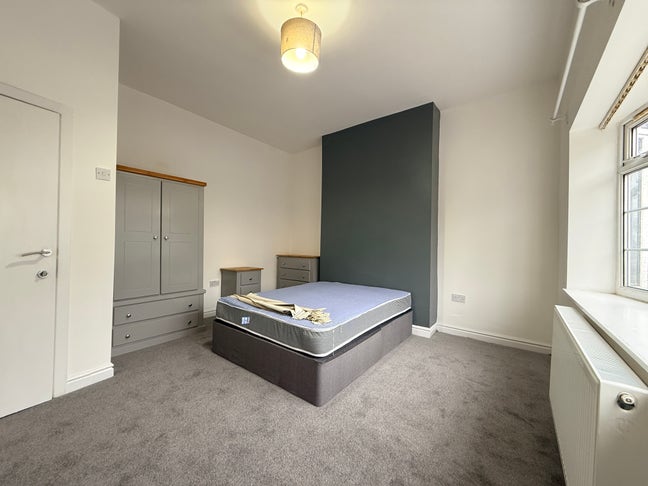 Room in a Shared House, Haynes Street, BL3 Main Photo