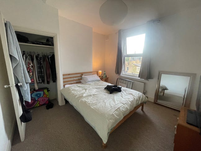 1 Double Room Sublet available in New Cross area Main Photo