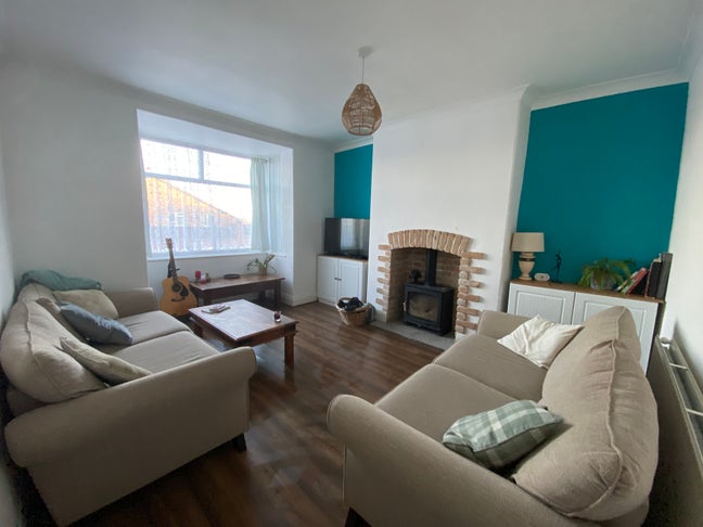 Double bedroom for rent Main Photo