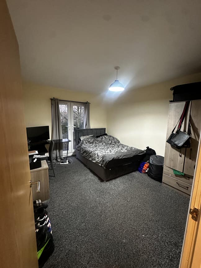 Double Ensuite Bedroom  Main Photo