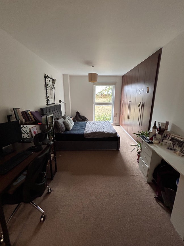 Spacious Double En-Suite close to Canary Wharf Main Photo