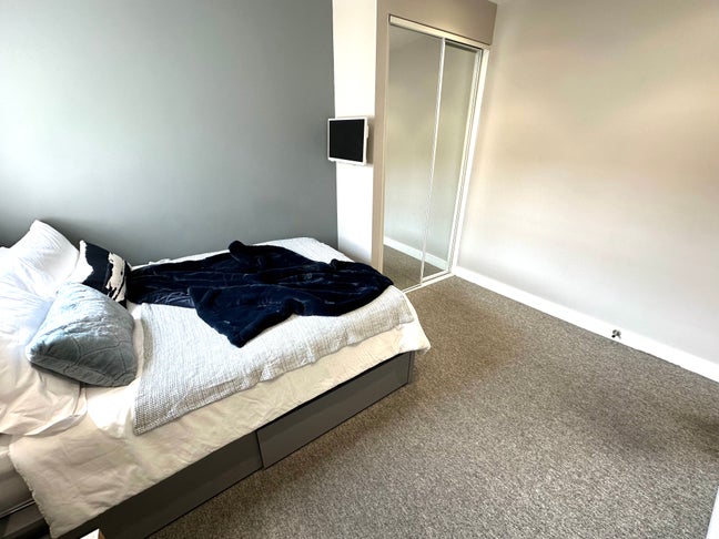 🏡 Spacious Ground Floor Room  in Town Centre Main Photo