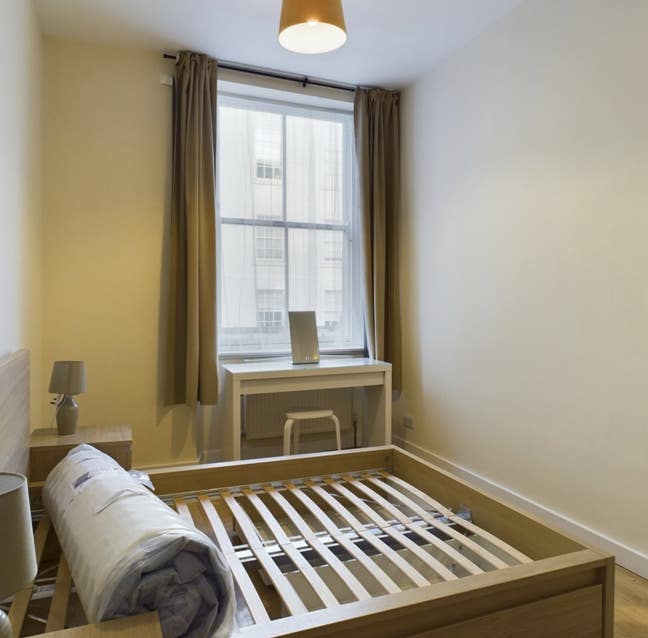 Double room available to rent Main Photo