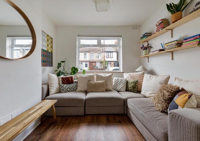 Bills included-1.5 bed garden flat in ‘The Lanes’  Main Photo