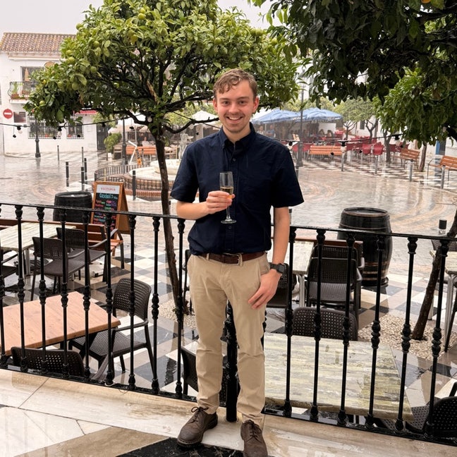 Friendly young professional  Main Photo