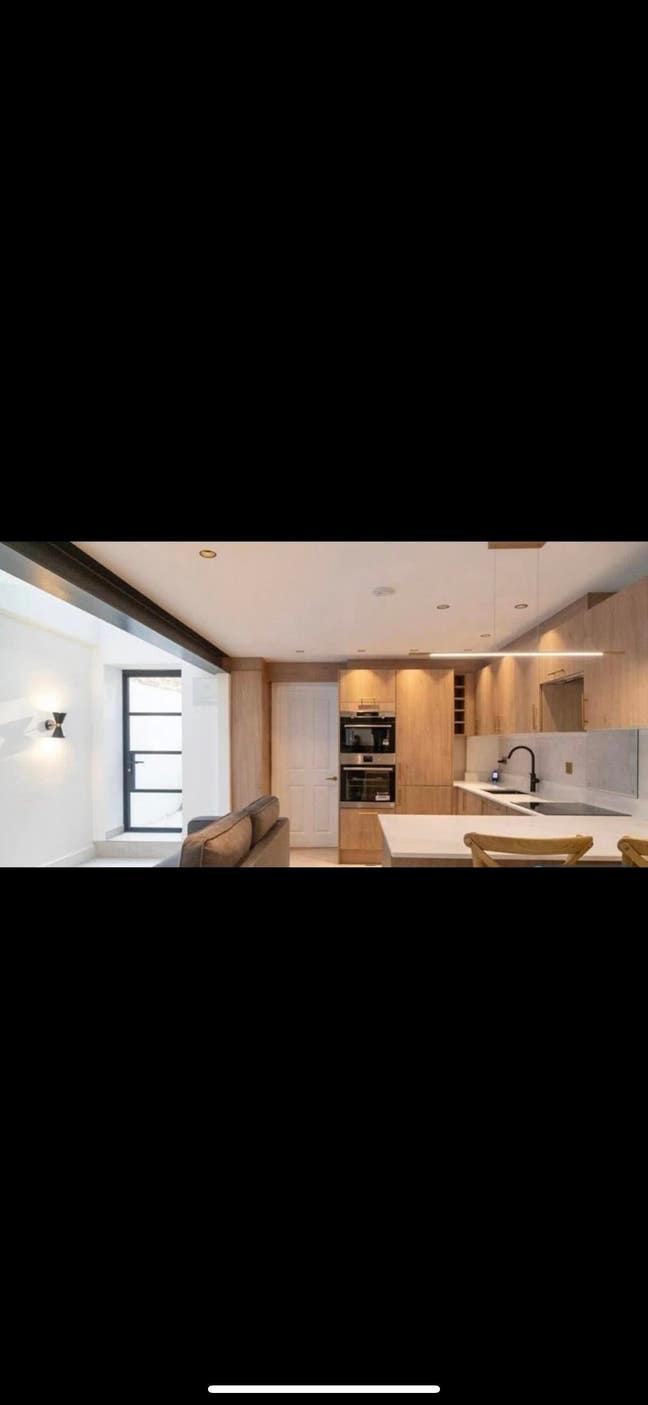 Room available in Clapham South Main Photo