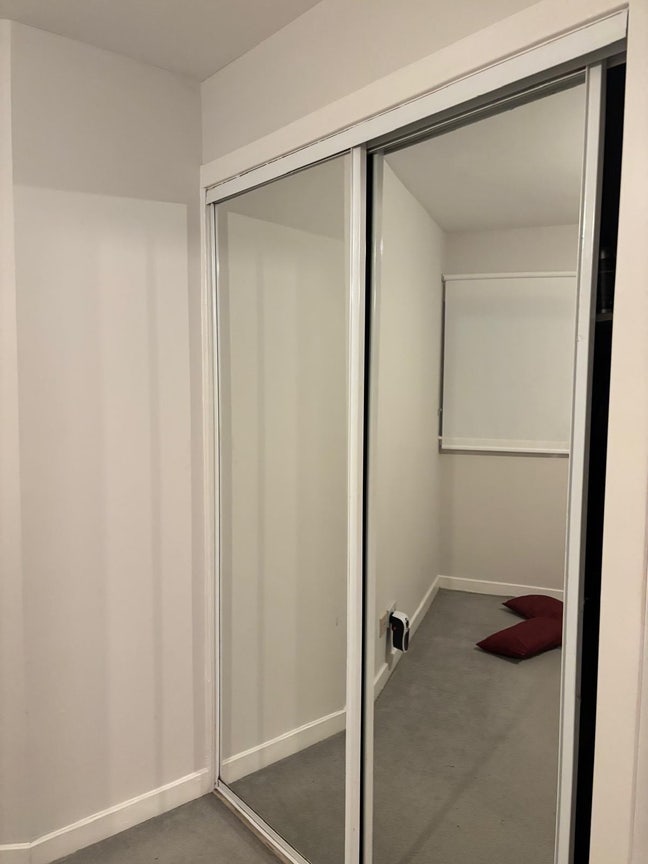 One room available in a two bedroom  Main Photo