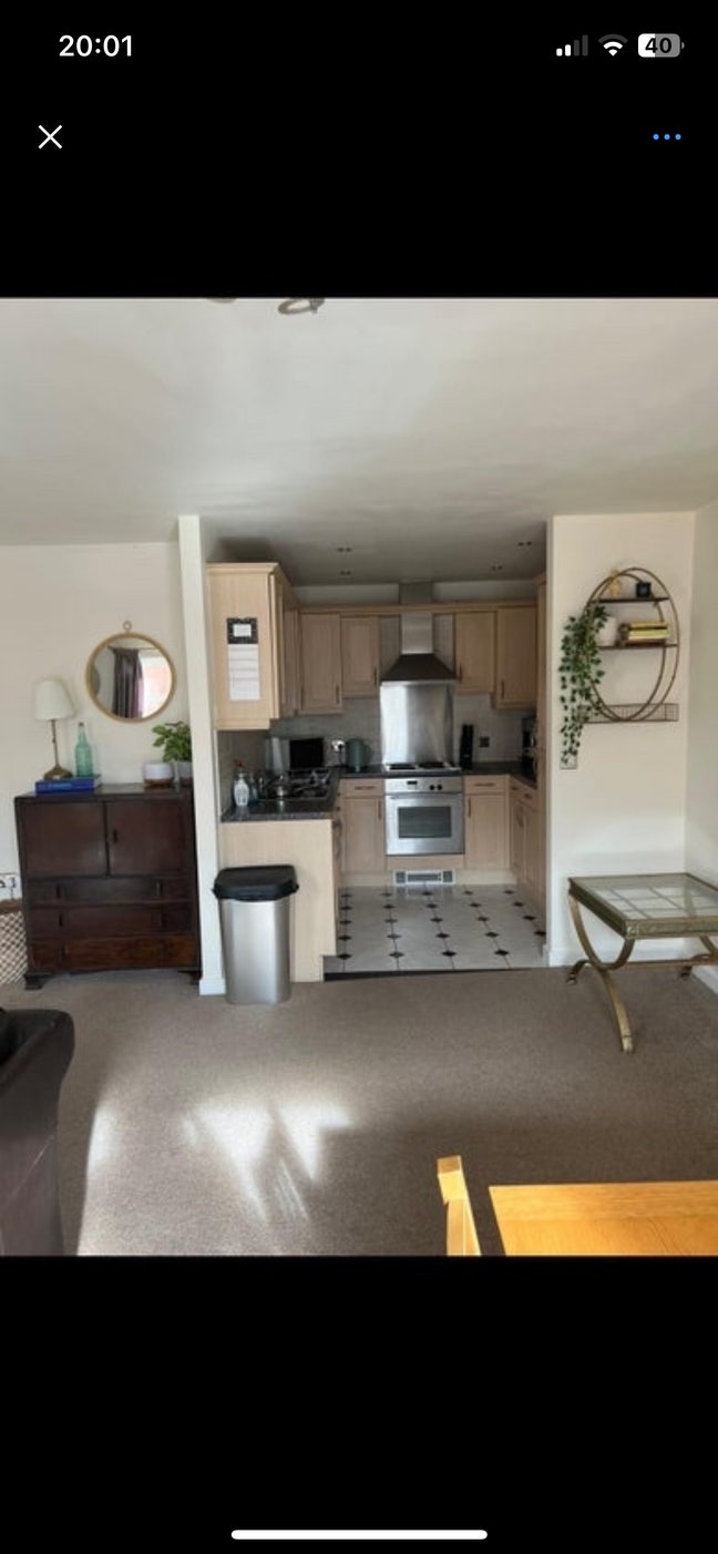 Room Available in a 2 Bedroom Flat in York Main Photo