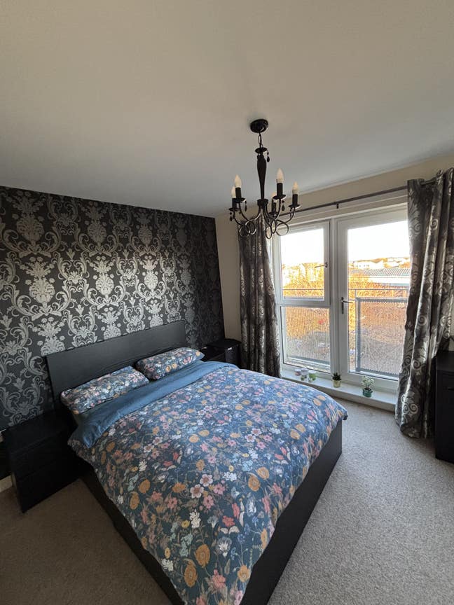 Double Bedroom with En-suite near Easter Road Main Photo