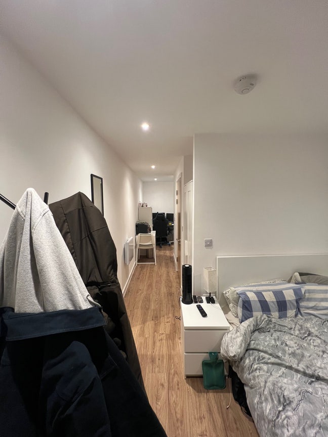 Studio £900 Bills Included - Next to Salford Uni Main Photo