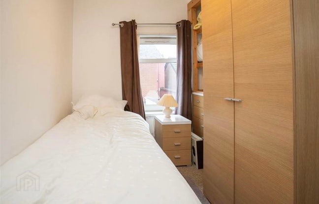 Clean tidy flatmate wanted  Main Photo