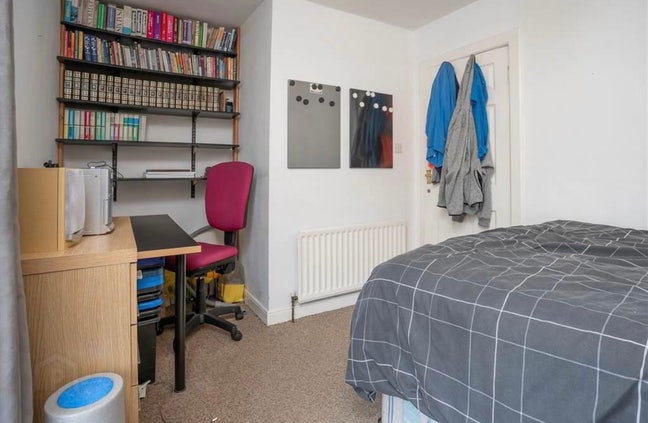 Clean tidy flatmate wanted  Main Photo