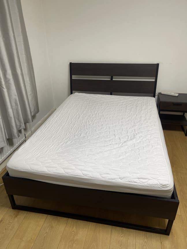 Hayes shares one big room  Main Photo