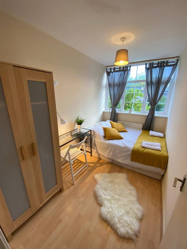 🌴Newly Refurbished 2 Double Rooms- Bromley North Main Photo