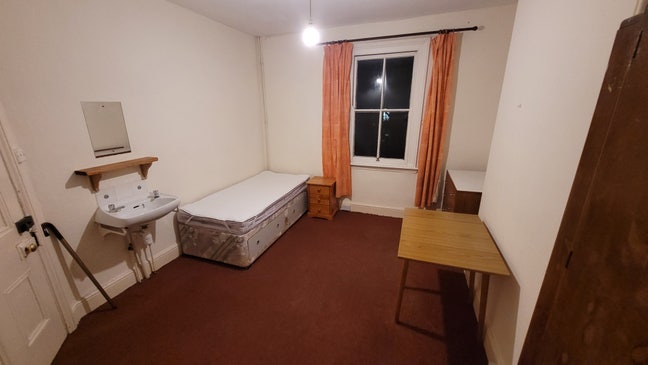 Room In All Female Houseshare Main Photo