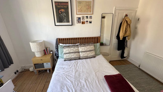 Room to rent in Angel Main Photo