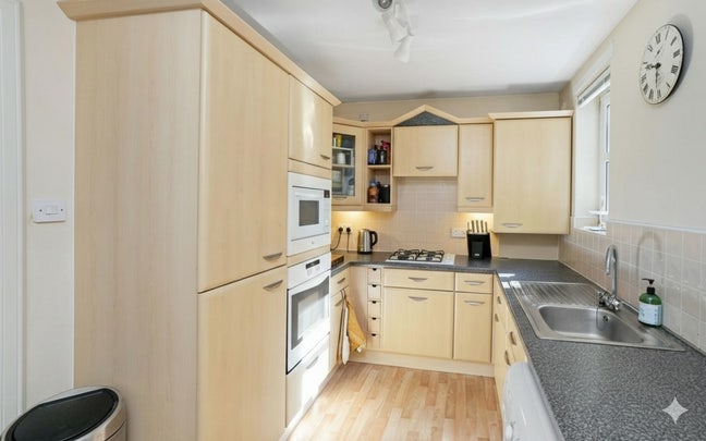 Lovely modern 1 bed flat close to Royal Infirmary Main Photo
