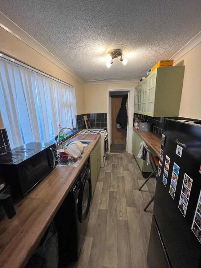 Double bed in Sneinton Main Photo