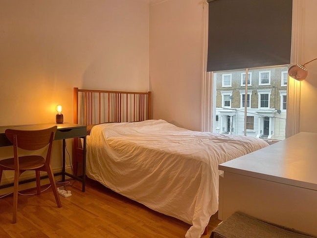 Double room in the heart of De Beauvoir Main Photo