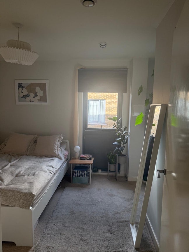 Double room for rent in Limehouse  Main Photo