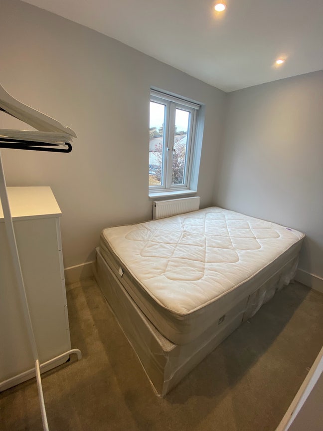 Room Available in Kensal Green Black Friday Deal  Main Photo