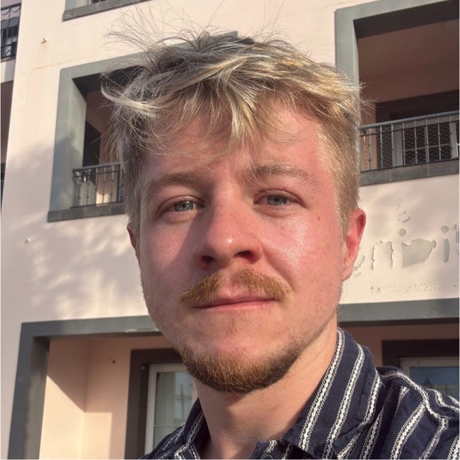 Looking for double room in E&C Main Photo