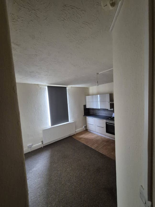 Charming 1-Bedroom Apartment Available Now Main Photo