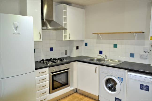Luxury one bed apartment, Bow E3 Main Photo