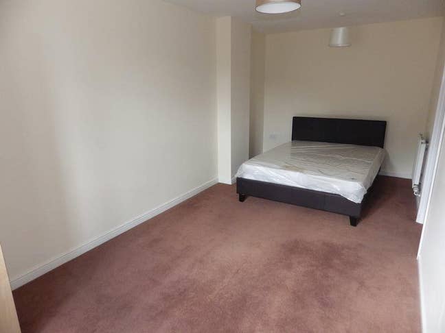 2 Rooms for price of 1 in Bradley Stoke!  Main Photo